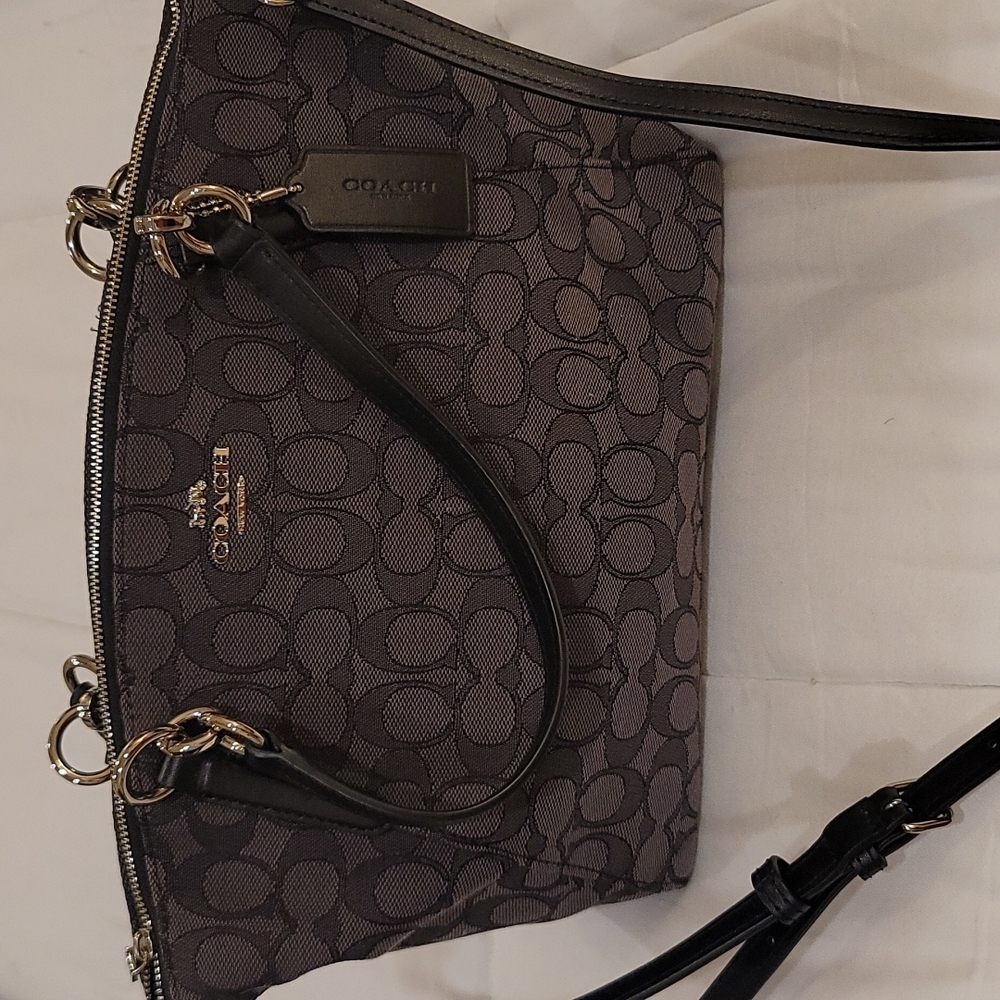 AUTHENTIC Coach signature satchel handbag- LIKE NEW with silver hardware